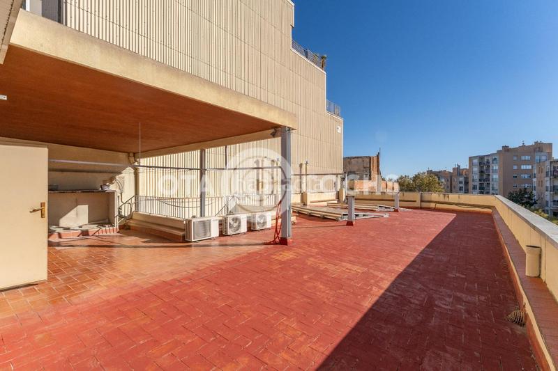 Foto bfe00153-0709-456c-830d-17d8afce866a. Flat with heating in Llevant Reus