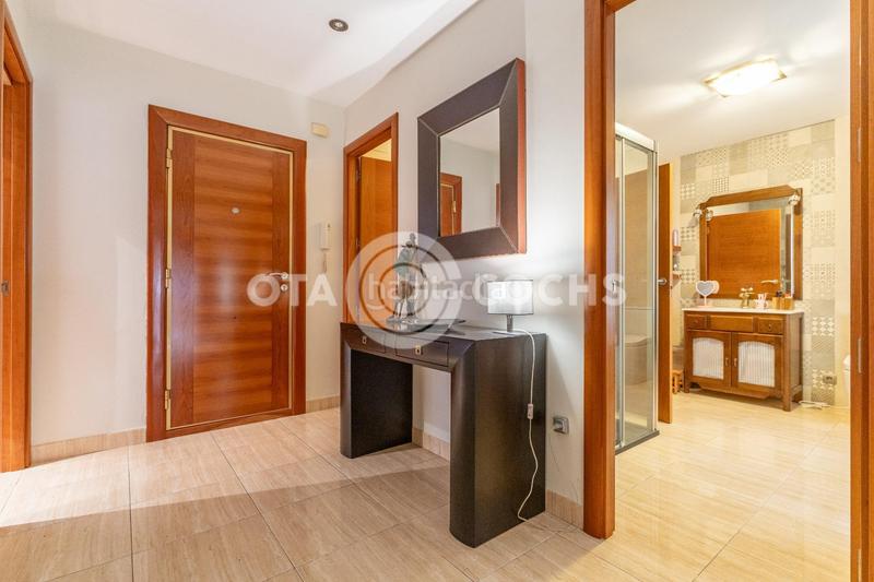 Foto d103885f-5173-4f66-8826-e086069b604d. Flat with heating in Llevant Reus