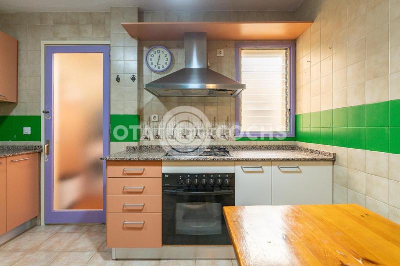 Foto 7d6a251f-cac5-4b7d-9f62-524271f3aaff. Appartement avec chauffage dans Centre Reus