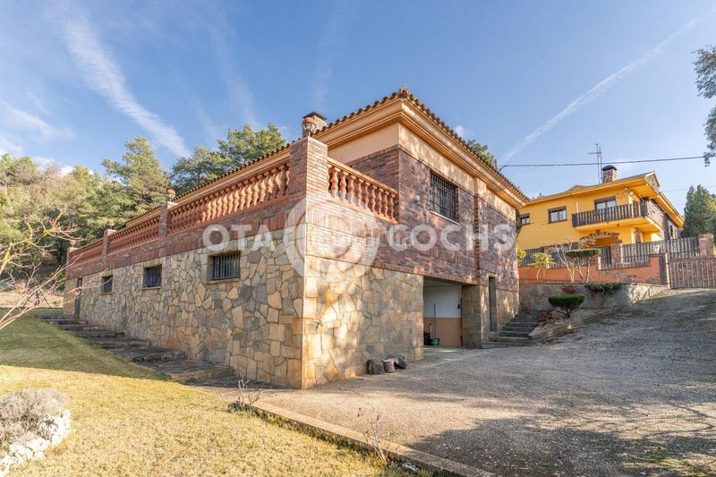 Foto f0408325-2d3e-4be4-a2b5-b795bf41a01b. Xalet amb calefacció aparcament a Prades