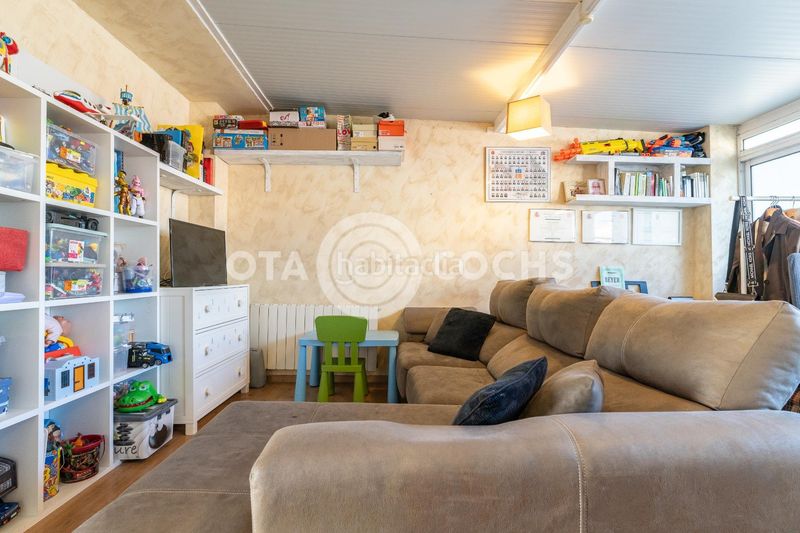 Foto 0abf7db1-db0a-4141-98a8-8b613ab42033. Casa adossada amb calefacció aparcament a Migjorn Reus