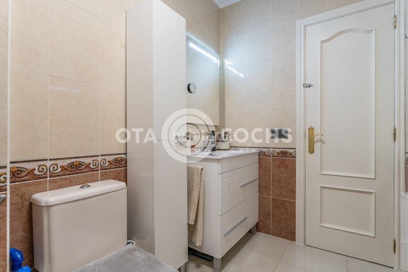 Foto 0b8ba917-c370-4bbb-bf33-2060c37aa991. Casa adossada amb calefacció aparcament a Migjorn Reus