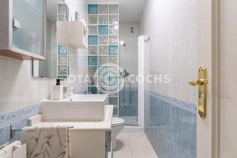 Foto 4bad2214-4138-46d0-a999-6f61a78b38ff. Casa adossada amb calefacció aparcament a Migjorn Reus