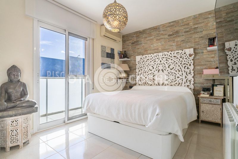 Foto cac12364-dae9-41f9-9138-60a905ed47d6. Casa adossada amb calefacció aparcament a Migjorn Reus