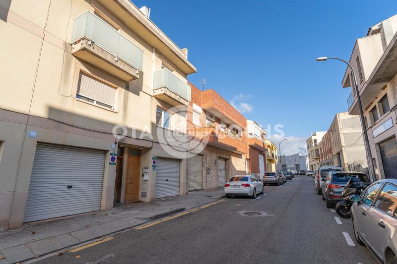 Foto e226d1f3-9443-44d8-9198-61f4851d56ba. Casa adossada amb calefacció aparcament a Migjorn Reus