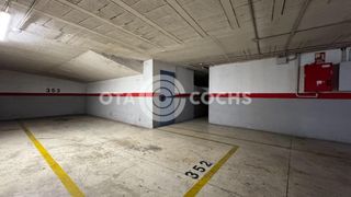 Location Parking voiture  Carrer de sant magí alegre. Alquiler plaza de parking zona llibertat