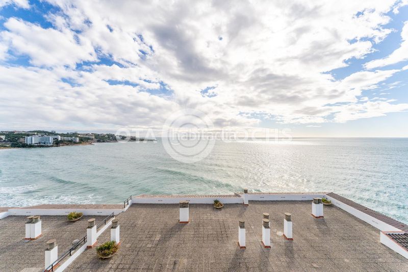 Foto 207e87bc-b36b-44b3-85f7-d057fd7aeccb. Pis amb aparcament piscina a Mar i Camp - Platja dels Capellans Salou