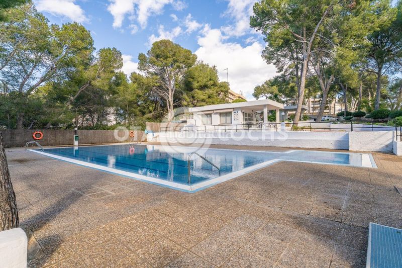 Foto 263d1cb9-e9c4-44b3-8e45-be9885a12a83. Pis amb aparcament piscina a Mar i Camp - Platja dels Capellans Salou