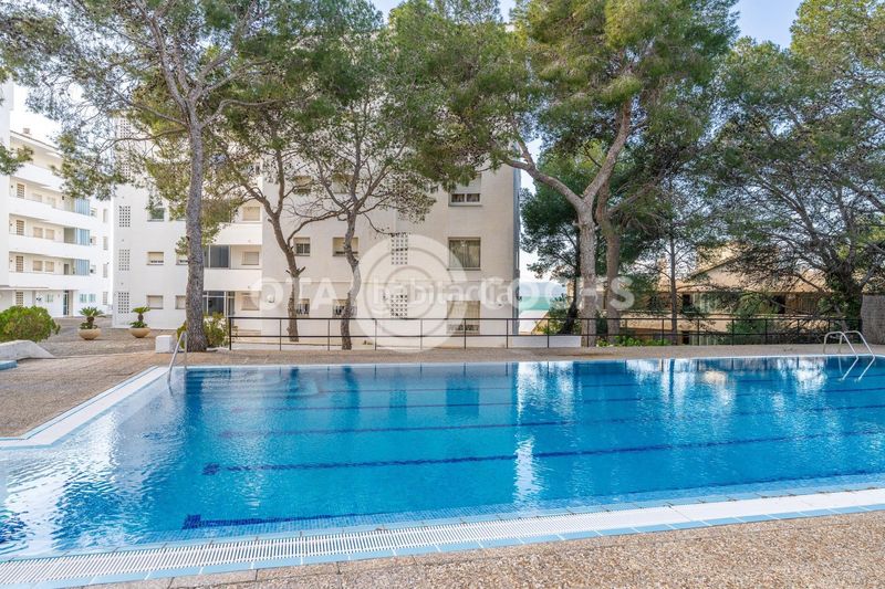 Foto 337fc099-b725-47c3-a7ea-66fbc7c6fe1a. Pis amb aparcament piscina a Mar i Camp - Platja dels Capellans Salou