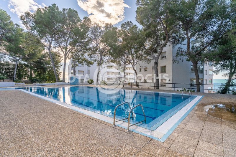Foto 6045ec55-bd2b-451d-a422-a8cb0085031c. Pis amb aparcament piscina a Mar i Camp - Platja dels Capellans Salou