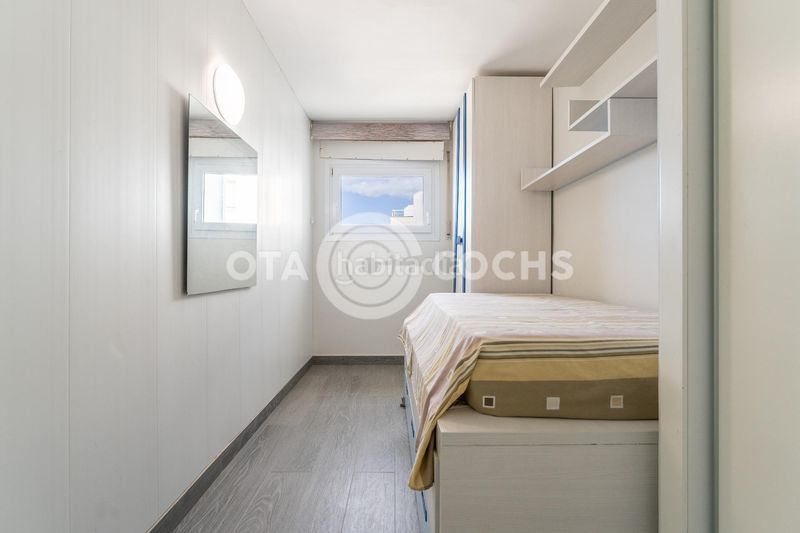 Foto ac856f59-926e-46f6-b5c7-69adb90738a1. Pis amb aparcament piscina a Mar i Camp - Platja dels Capellans Salou