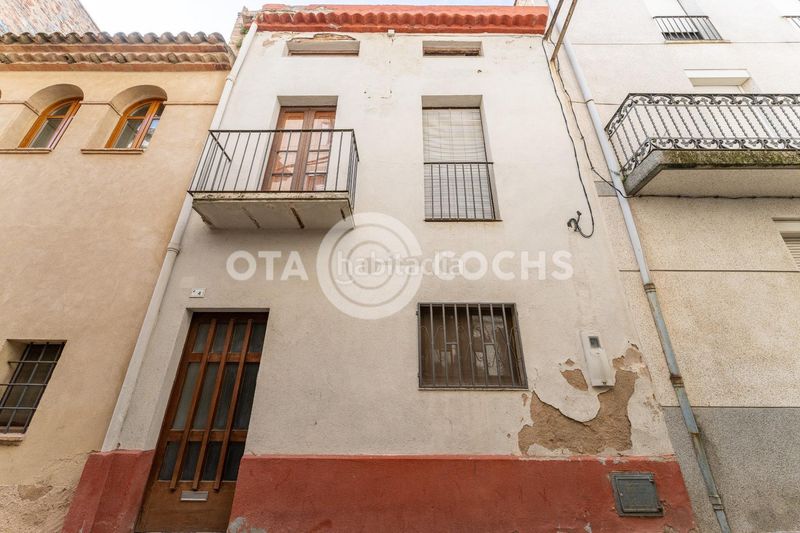 Foto 9c48df06-f98a-41e6-b921-17842353fd97. Masía casa de pueblo para reformar en Riudecols