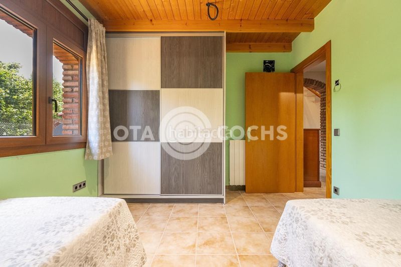 Foto 41a1e94b-7b1d-42e6-b794-d2c3489bfb66. Casa amb calefacció aparcament a Prades
