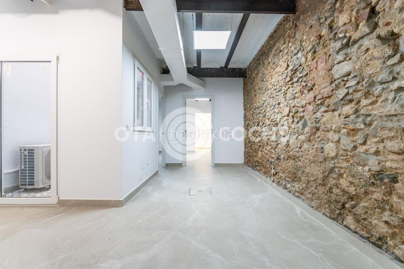 Foto a3dde621-1e2a-43d9-9450-41f6498fcc94. Planta baixa a Centre Reus