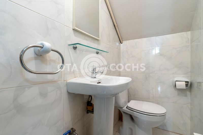 Foto a297d84d-18f8-4bfa-8fee-2558ba874242. Casa adossada amb calefacció aparcament piscina a Reus