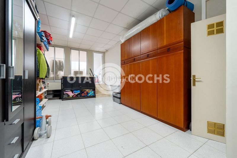 Foto f2239f9c-5c84-4ded-95ff-b593ff4fdd1a. Casa adossada amb calefacció aparcament piscina a Reus