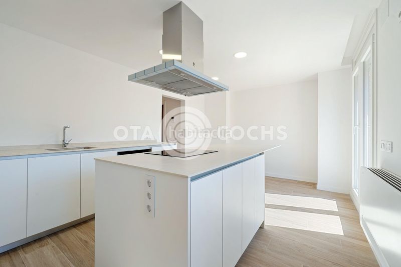 Foto 7929e6b2-dd4d-4fdc-b8f2-04a2f0e10095. Casa adossada amb aparcament a casc antic - nou Cambrils Cambrils