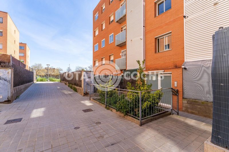 Foto 5c41d59e-eb6c-41ed-81b2-e4324ec3ad24. Pis amb aparcament a Mestral Reus