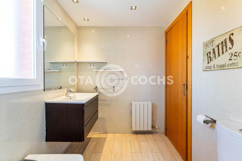 Foto 6e4f0e92-4c8a-4b9d-9256-4767d27636f8. Pis amb aparcament a Mestral Reus