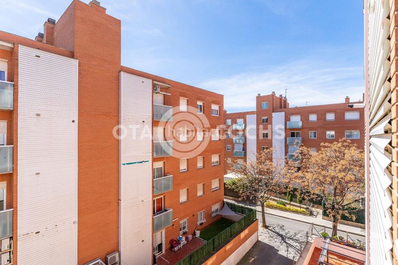 Foto ac9c37b1-8c6c-4c2d-9f9e-19720ecb104f. Pis amb aparcament a Mestral Reus