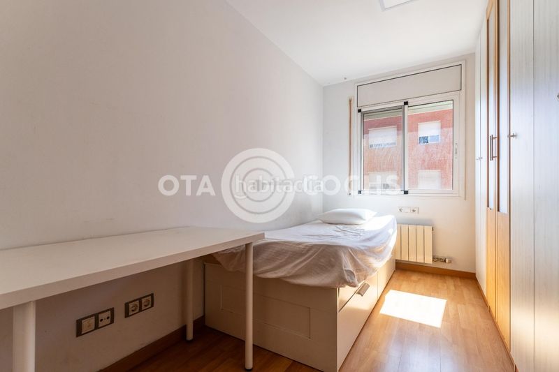 Foto ce46ad06-5564-4fb7-b349-246c21f30cb5. Pis amb aparcament a Mestral Reus