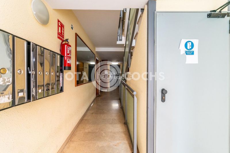 Foto f2ae5d4c-fe88-407d-9b80-724dab1d6e60. Pis amb aparcament a Mestral Reus