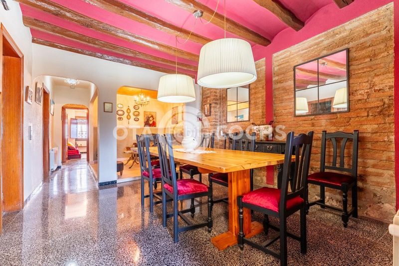 Foto 1d42667e-c16e-44dd-9c17-3548e9d268b9. Casa amb aparcament a Almoster