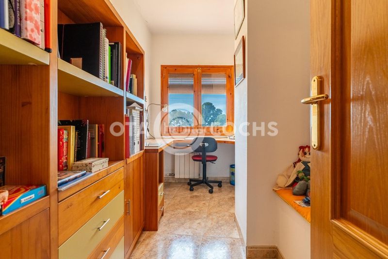 Foto 771247ff-8ae8-4232-8f81-f0234798b461. Casa amb aparcament a Almoster