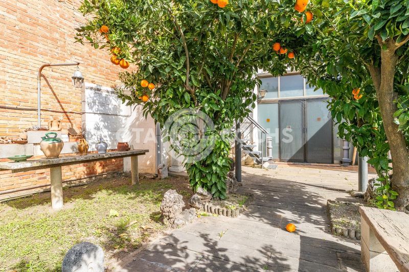 Foto 88ac8dfc-b9df-4a1a-ab05-a777c231adf6. Casa amb aparcament a Almoster