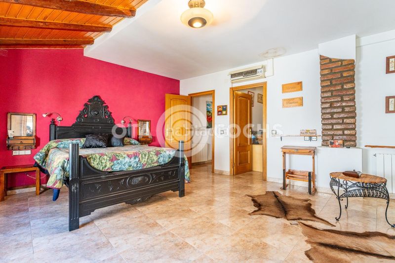 Foto b4fdee16-2c0e-4b04-a5ca-77f7d14823b1. Casa amb aparcament a Almoster