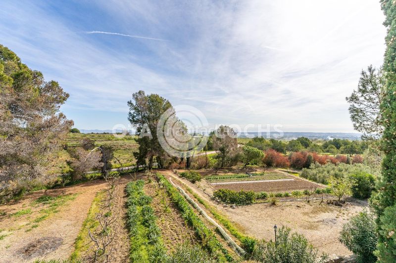 Foto fa07047f-f143-40d9-b7d2-fd55b9d2a44e. Casa amb aparcament a Almoster