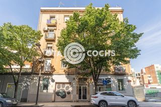 Appartement  Riera d'aragó. Piso para reformar en riera de arago