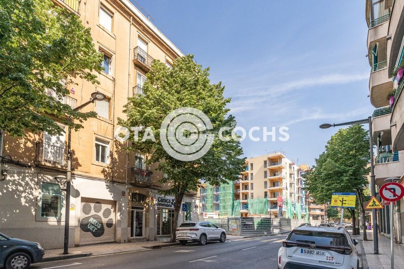 Foto a93ddcfe-0d46-4b7e-832e-cab7dfee9831. Pis a Centre Reus