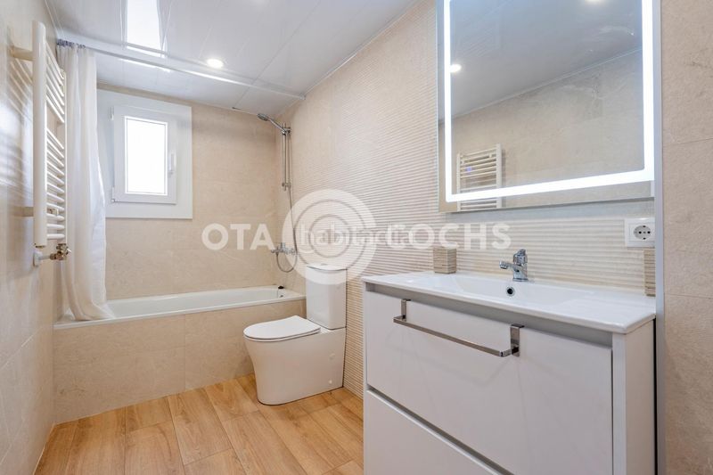 Foto b9a67461-6035-4935-bd9f-3c125bc55349. Pis a Llevant Reus