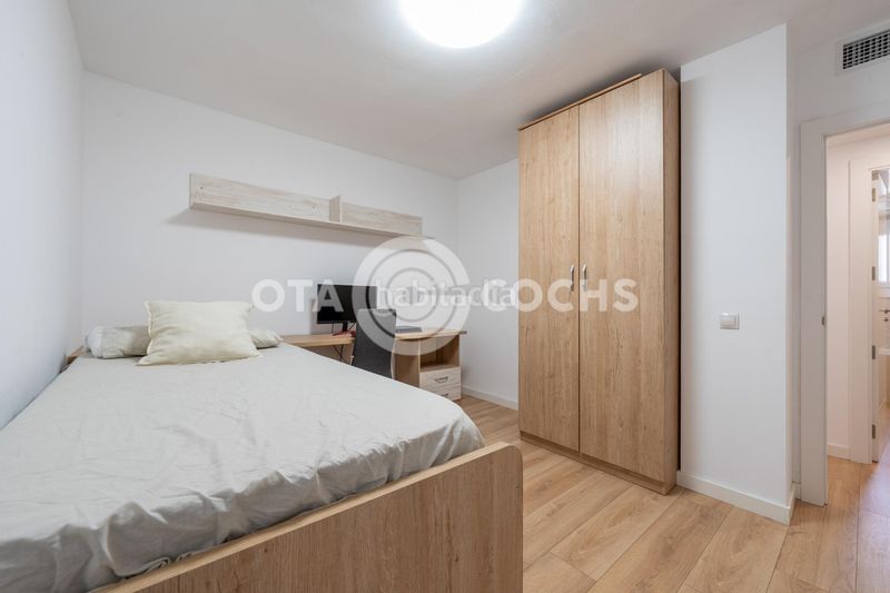 Foto f26c98fb-196a-48a9-8cd9-bf0a3bd9758d. Pis a Llevant Reus