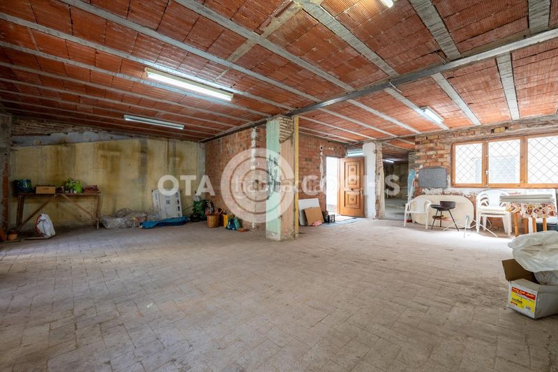 Foto ab5aa92b-32b7-45be-99c8-b8f307a21099. Edifici a Centre Reus