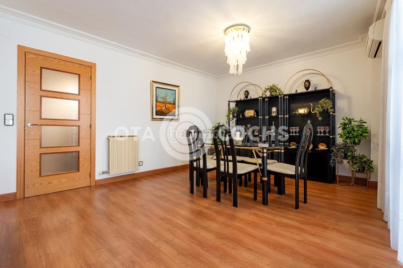 Foto d98289d2-2822-4cbd-ad6f-1753c0b72551. Edifici a Centre Reus