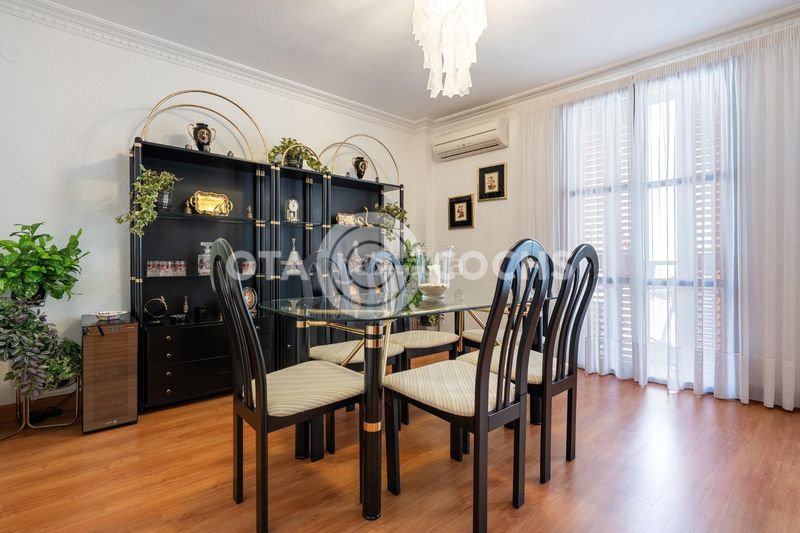 Foto e9e9f1db-38fa-44f2-b286-d7079f11e0a8. Edifici a Centre Reus