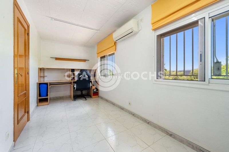 Foto 66b591b8-576b-46fb-825d-490acb9daabb. Casa adossada amb calefacció aparcament a Ponent Reus