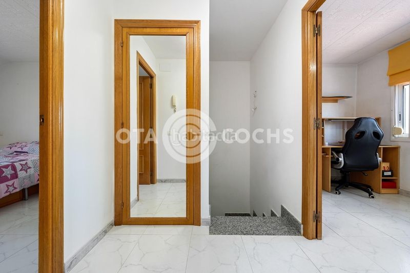 Foto a008a666-cb25-4e6c-9224-1179768a36c7. Casa adossada amb calefacció aparcament a Ponent Reus