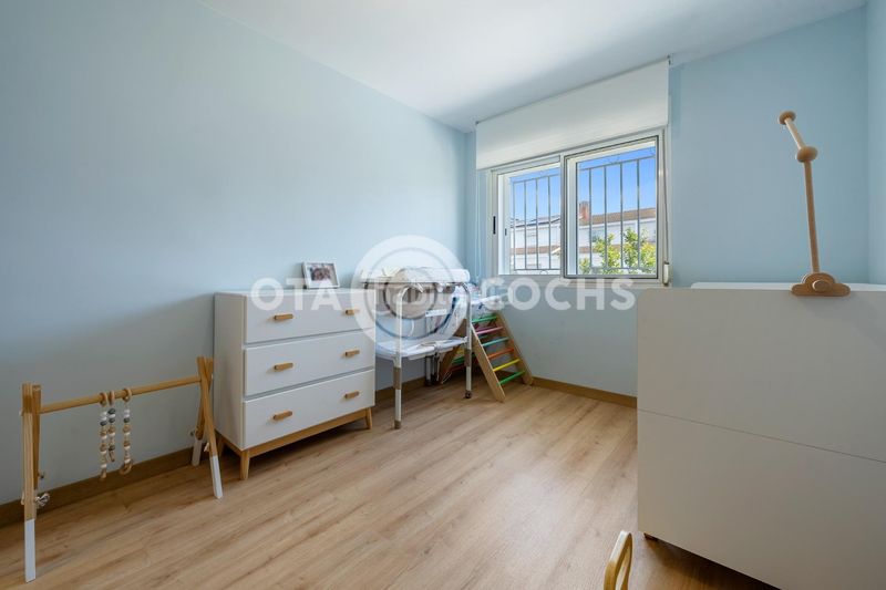 Foto c1aabda4-fc00-44b4-9148-d7749119f420. Casa adossada amb calefacció aparcament a Ponent Reus