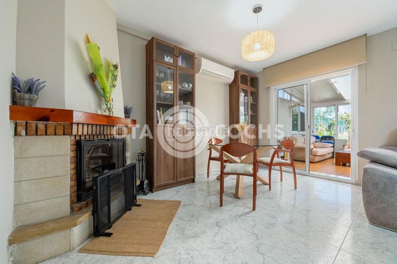 Foto c7448f05-5bd8-4313-99e6-9565c20ce27b. Casa adossada amb calefacció aparcament a Ponent Reus