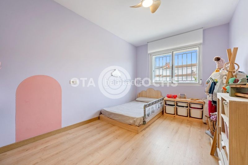 Foto d77f4835-a084-4f55-9e26-742c8150d7f9. Casa adossada amb calefacció aparcament a Ponent Reus