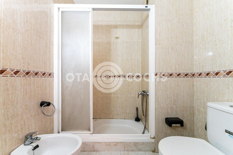 Foto dd3123fc-5b28-4349-8040-ad196ed97cf2. Pis a Centre Reus