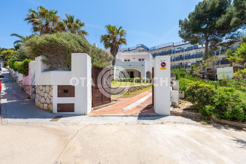 Foto be99855e-2b66-46a0-8716-0a2a890b218c. Xalet amb calefacció aparcament a pla de maset - cap de Salou Salou