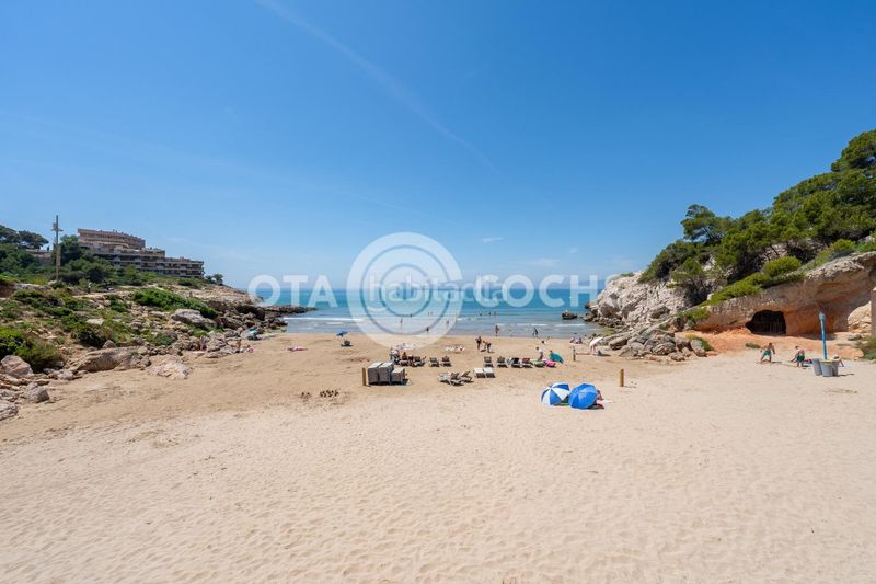 Foto e237076b-eb8a-4b17-a566-7a2310c6bf8e. Xalet amb calefacció aparcament a pla de maset - cap de Salou Salou