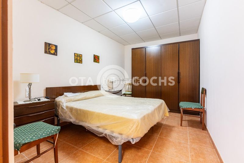 Foto 0d3de677-ec78-46e7-a53f-394a904aa7ca. Casa adossada amb calefacció a Cabacés