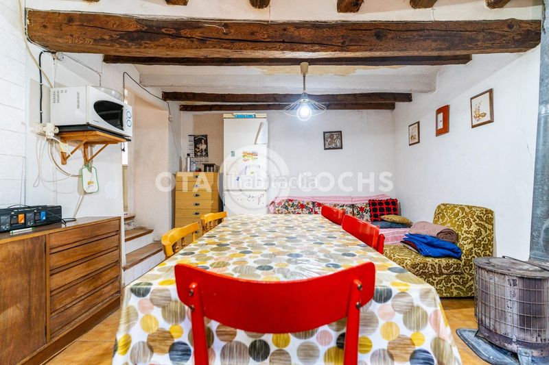 Foto 5a6806ea-8907-426d-8a21-1c861afa8182. Casa adossada amb calefacció a Cabacés