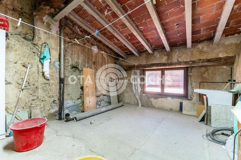 Foto 7df1b437-b2cd-4699-9068-73ad31e2666d. Casa adossada amb calefacció a Cabacés