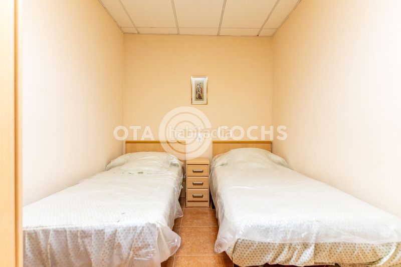 Foto bd8e7140-8efc-4b77-8a55-af894bb5b03a. Casa adossada amb calefacció a Cabacés